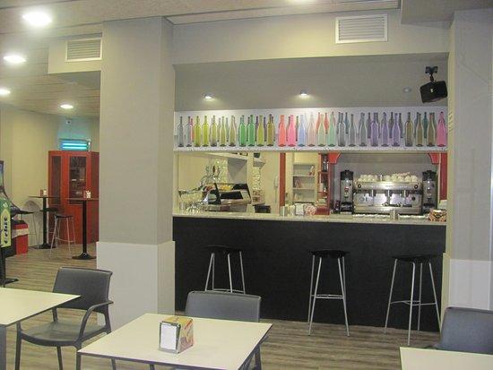 Hostal e area 99