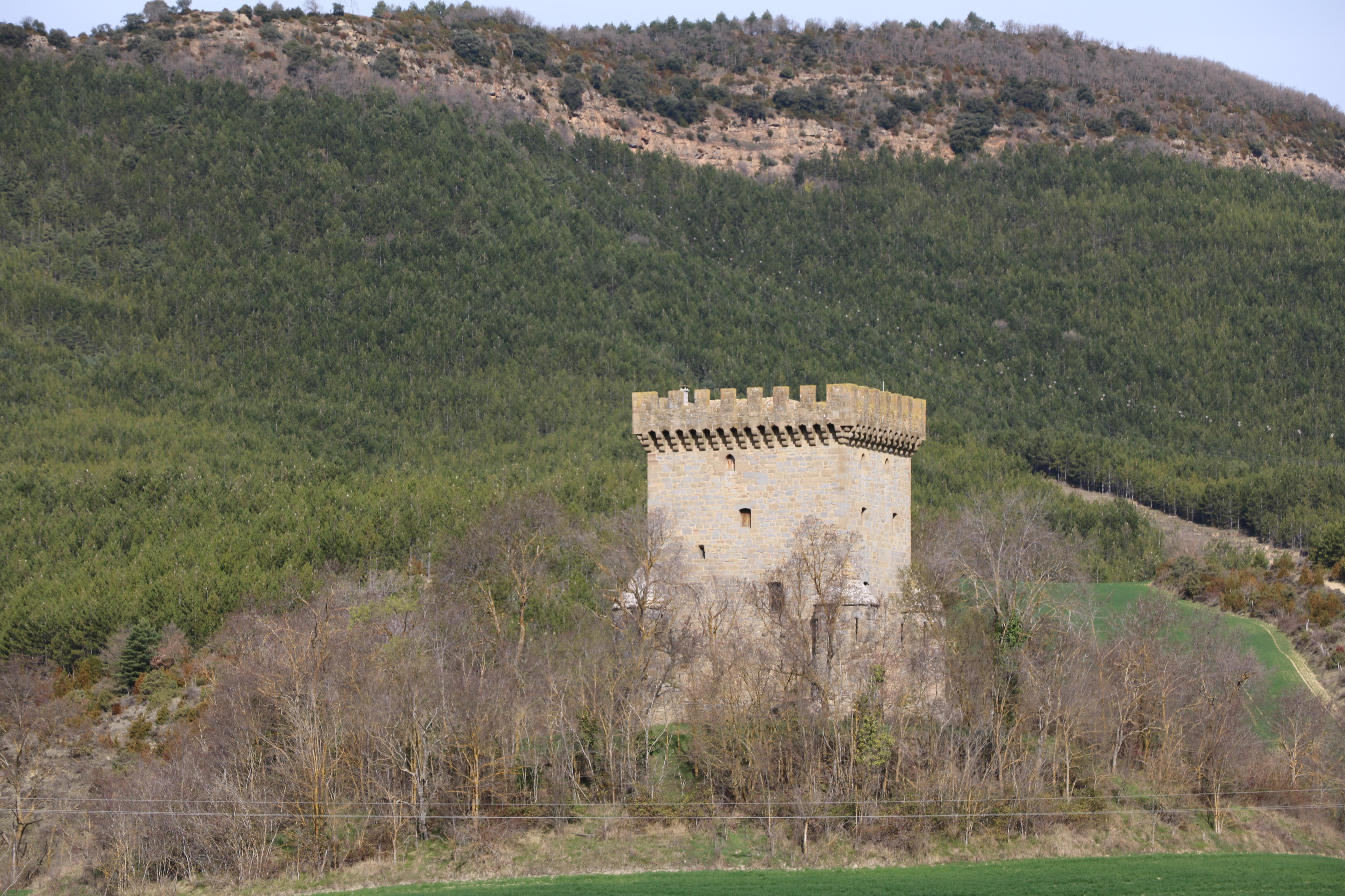 Fortaleza medieval Torre de Celigueta